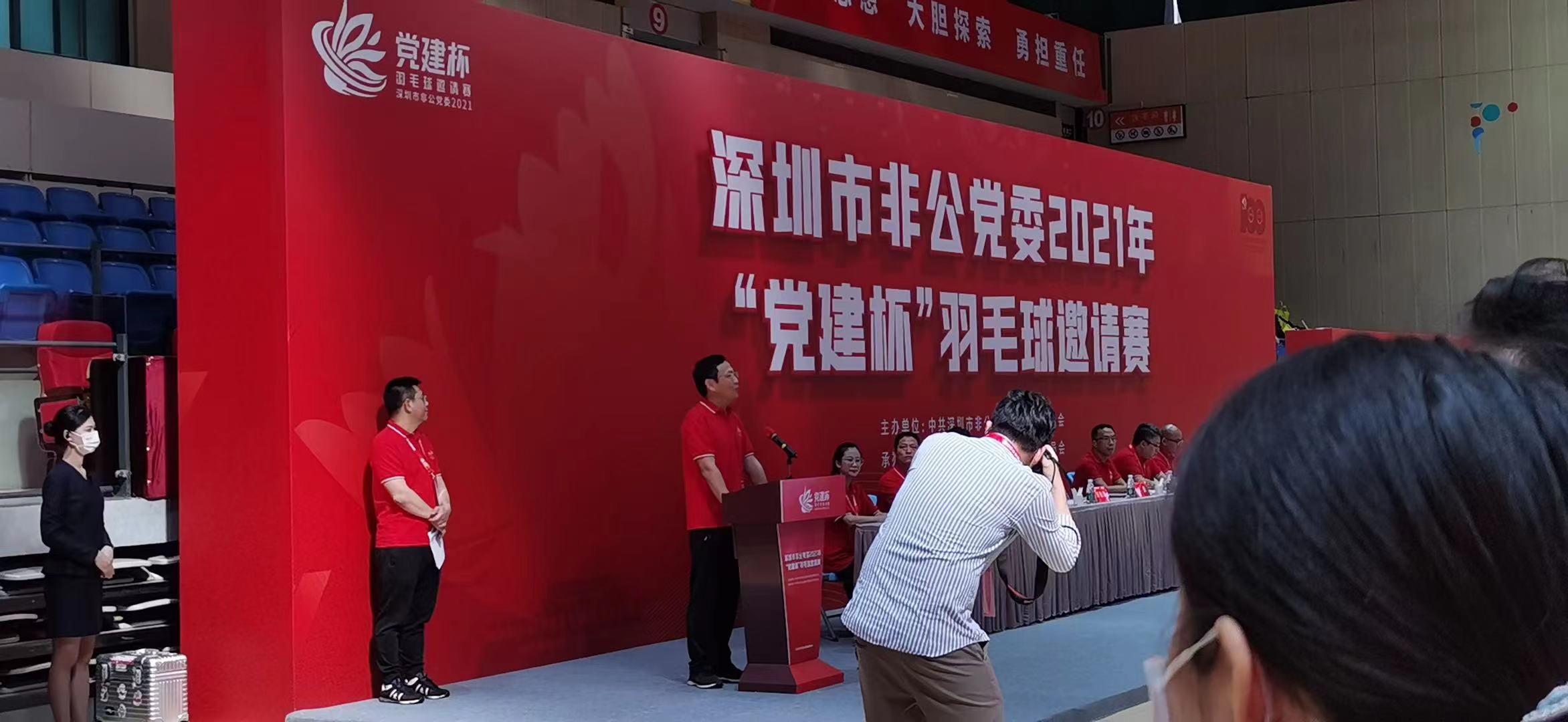 深圳舞臺(tái)背景板制作與搭建的注意事項(xiàng)！