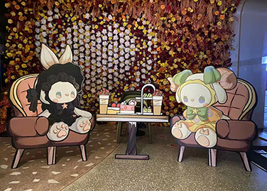定制精美的活動物料可以完美展現(xiàn)現(xiàn)場氛圍